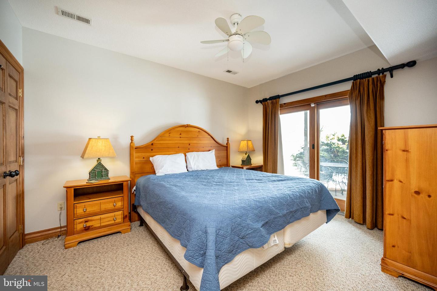 6 Walton Way Property Photo 44