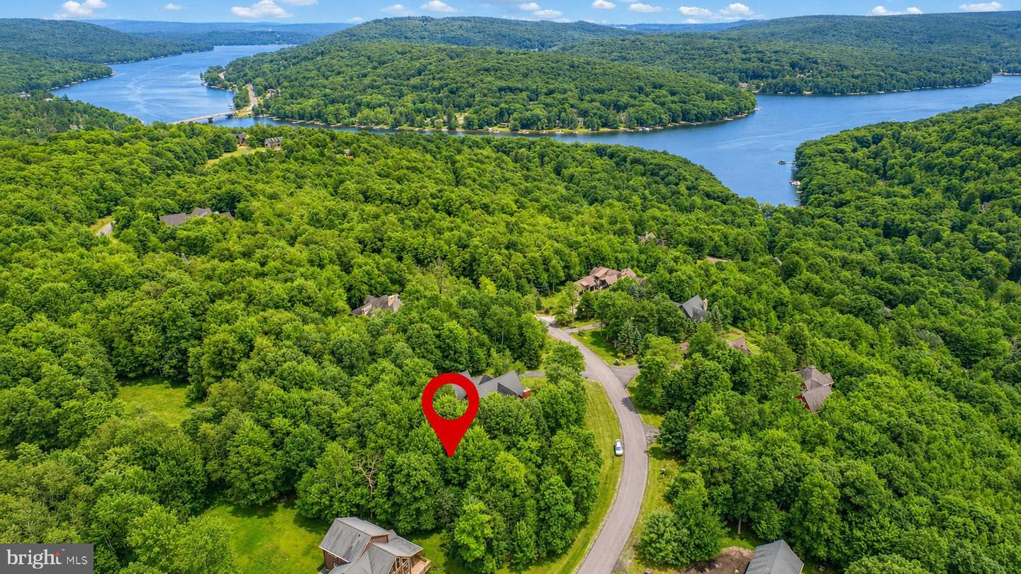 84 Mountaintop Rd Property Photo 6