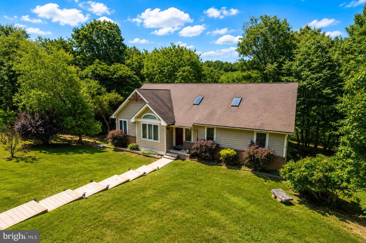 365 PINNACLE DR