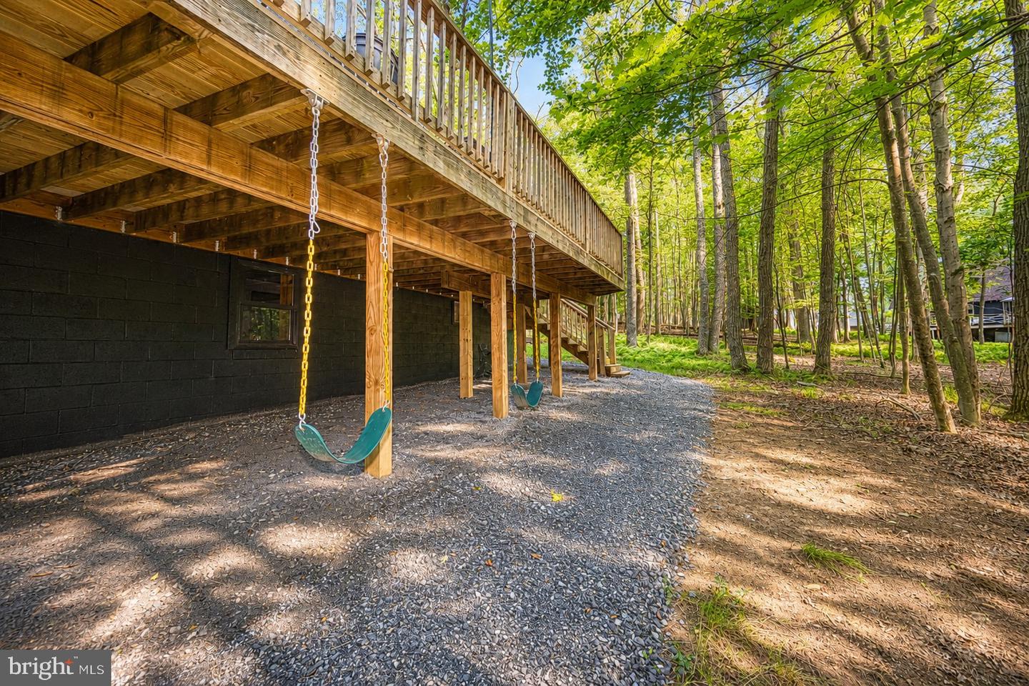 527 Deer Run Ln Property Photo 57