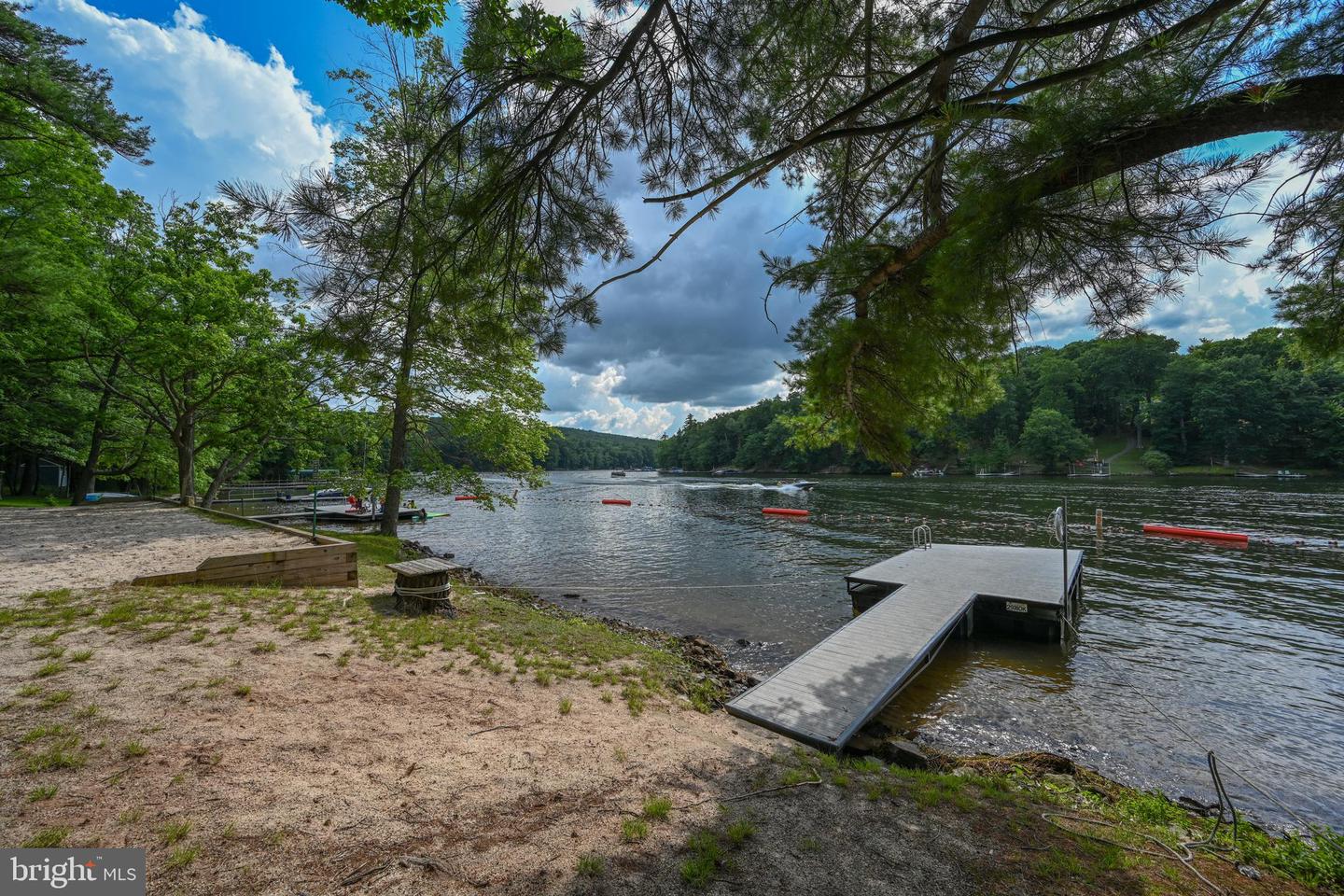 527 Deer Run Ln Property Photo 115