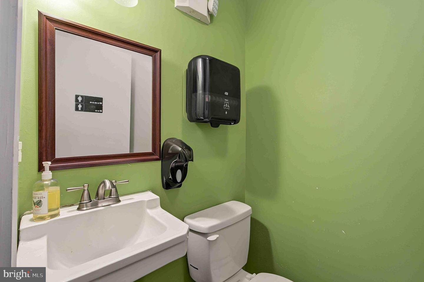110 Main St Property Photo 52