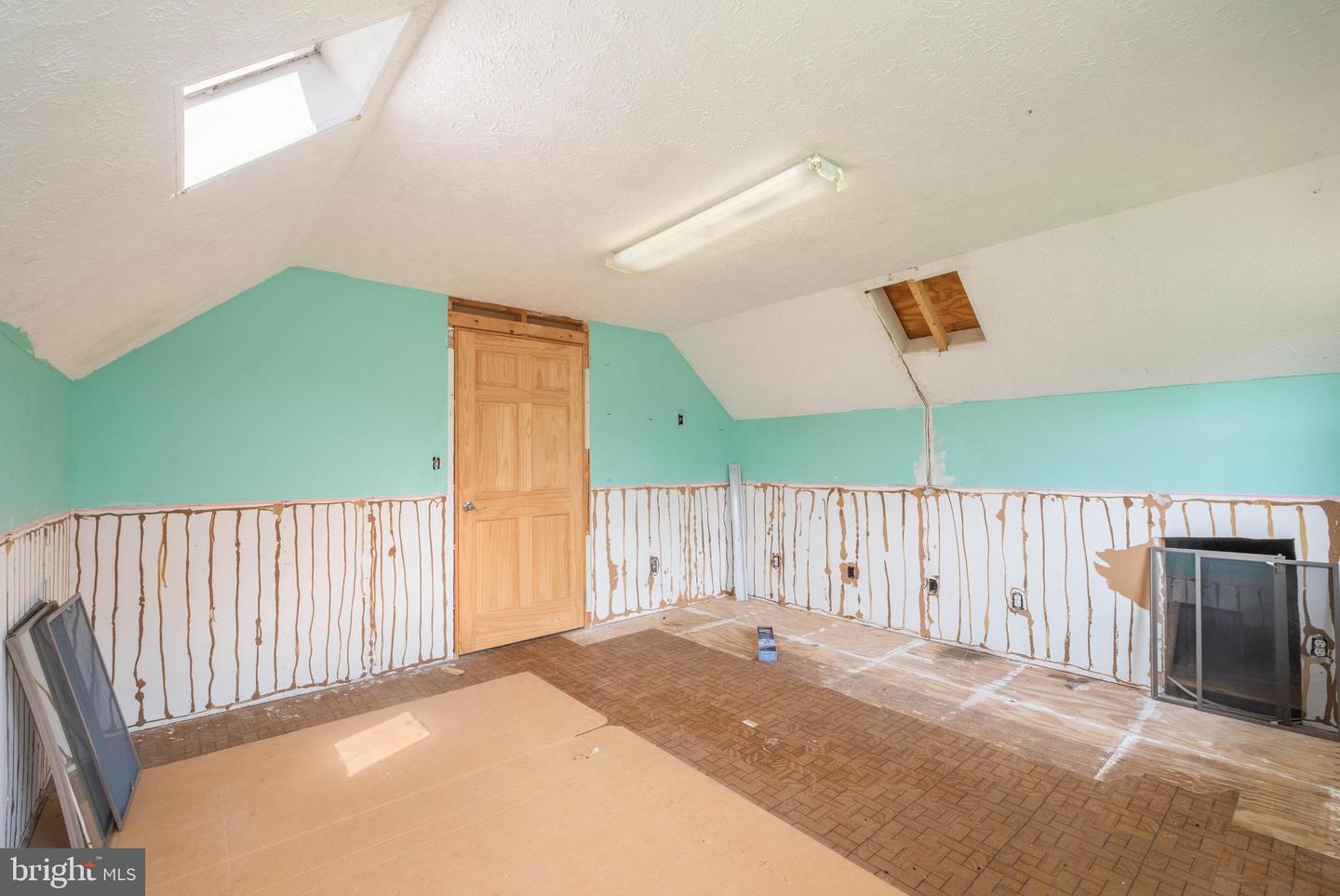 173 Friendsville Rd Property Photo 25