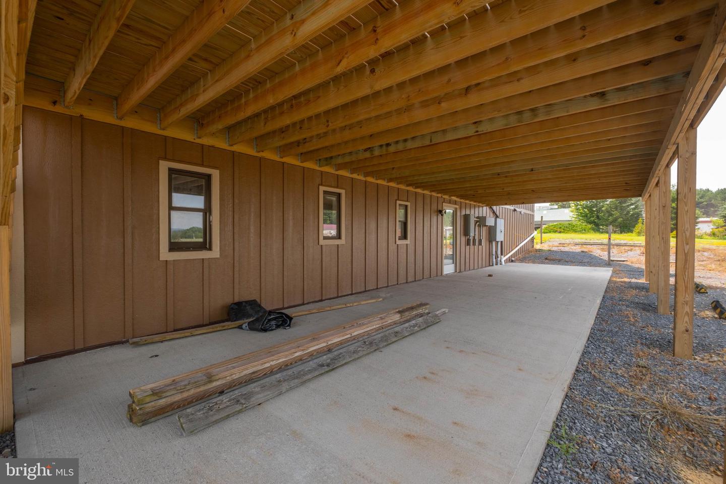173 Friendsville Rd Property Photo 48