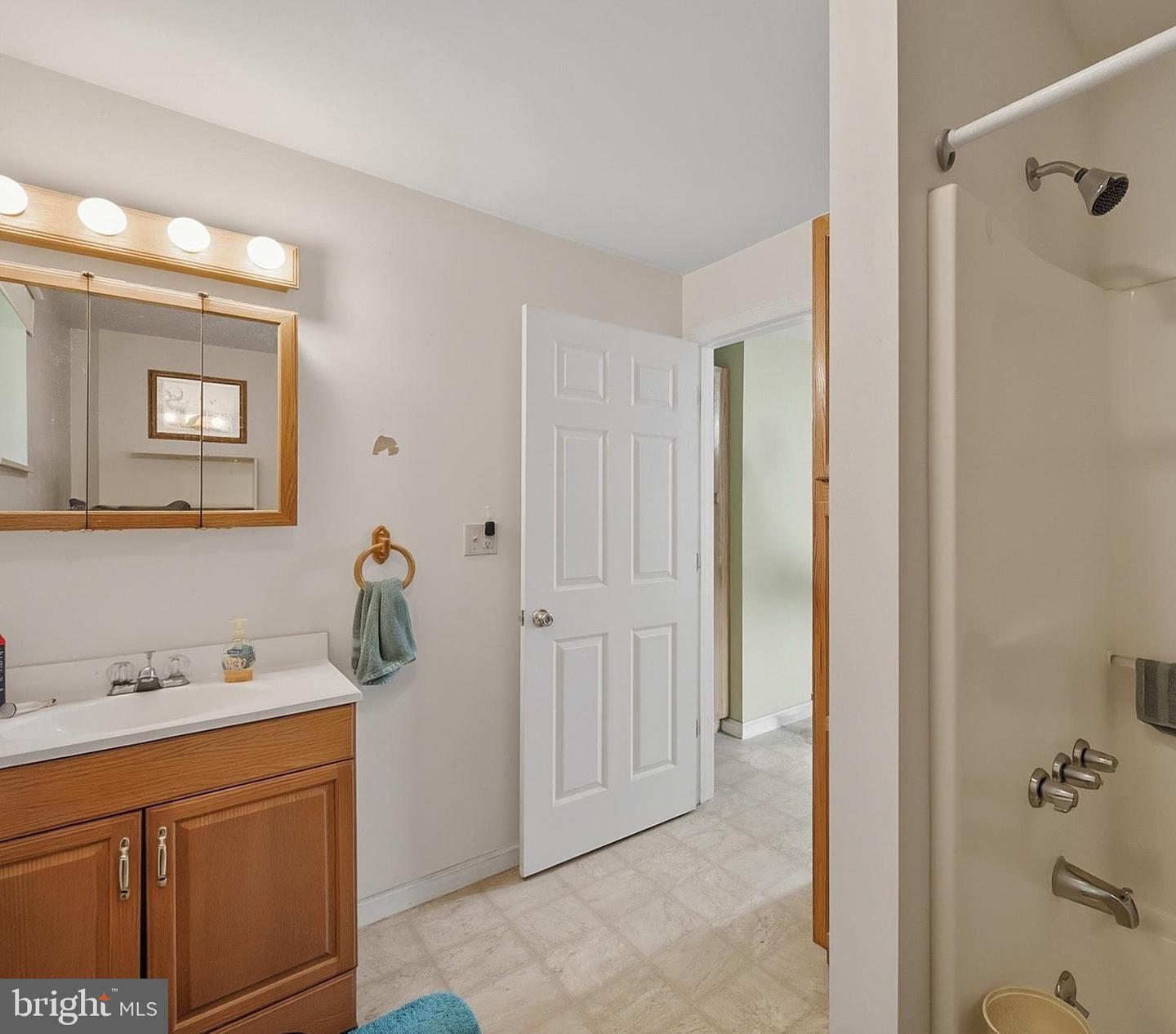 206 W Liberty St Property Photo 11