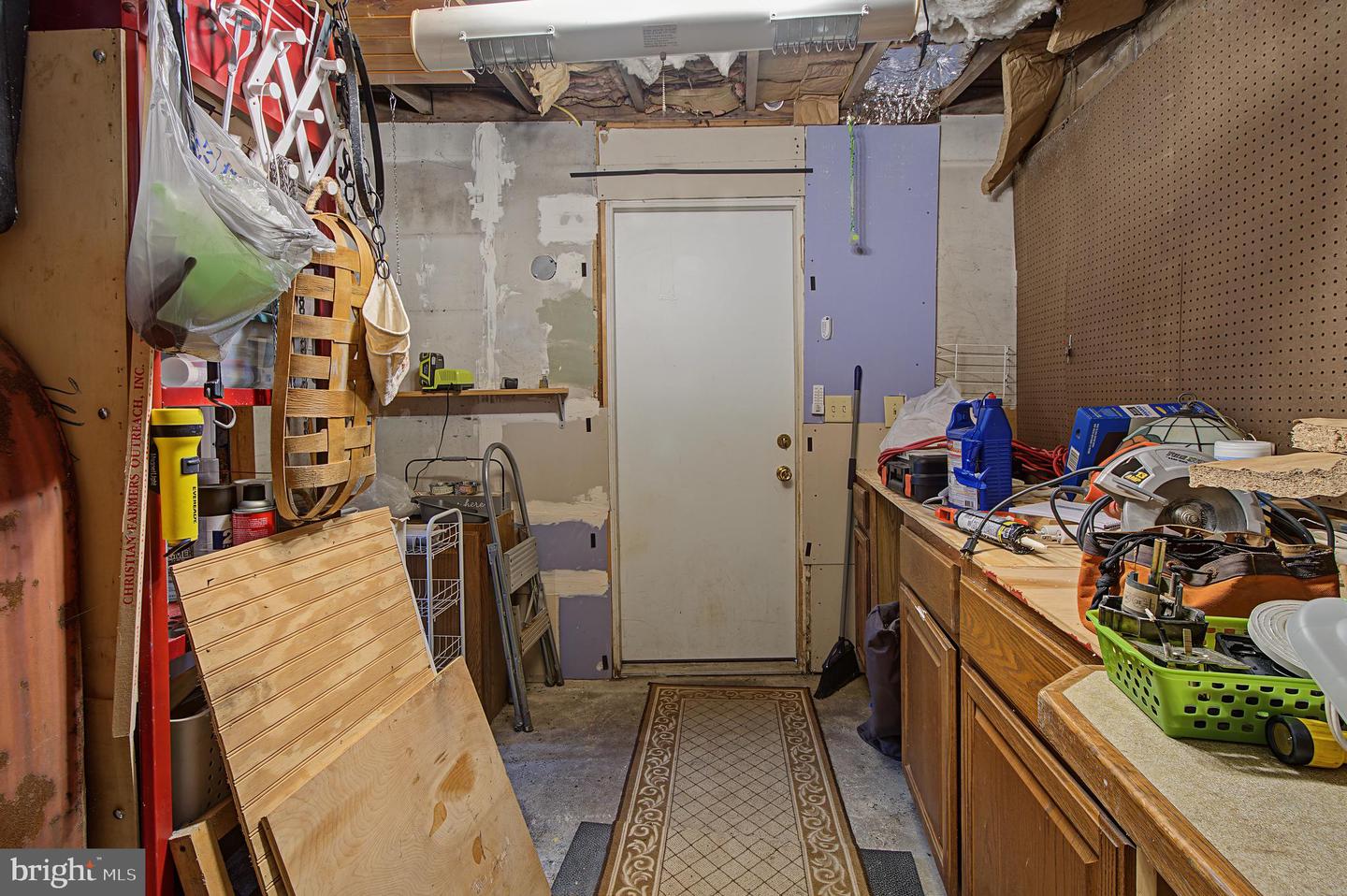 40 Sunshine Property Photo 28