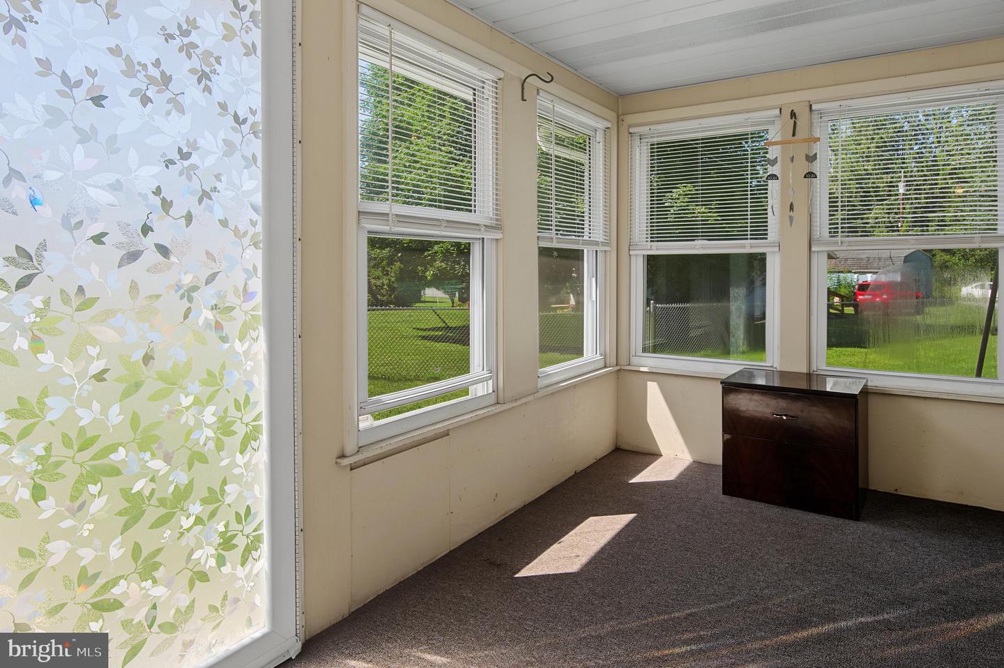 40 Sunshine Property Photo 34