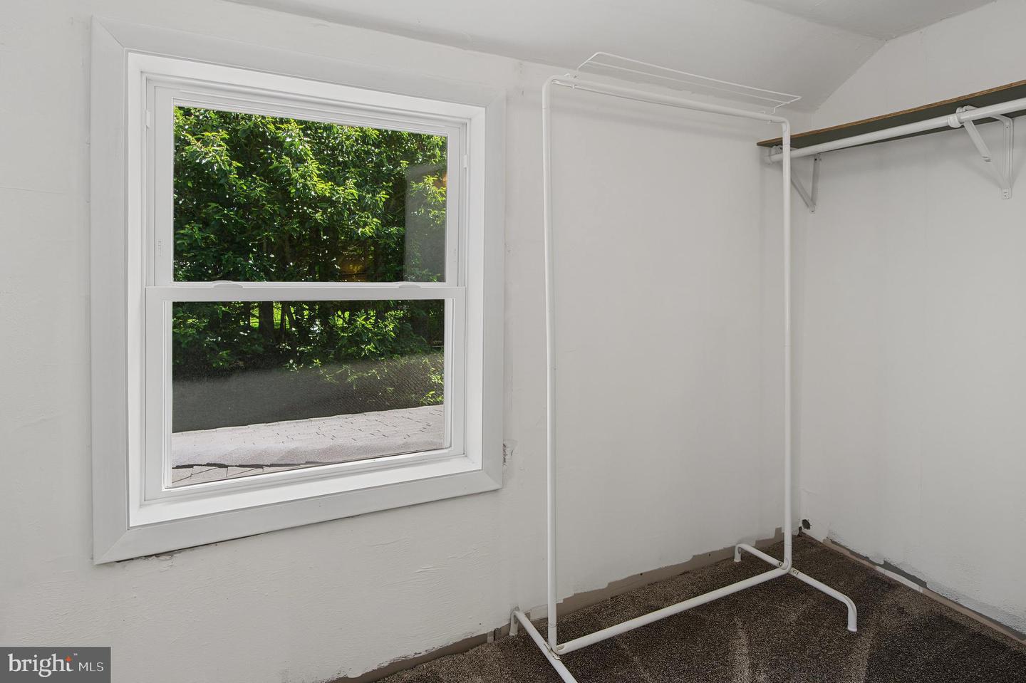 40 Sunshine Property Photo 39