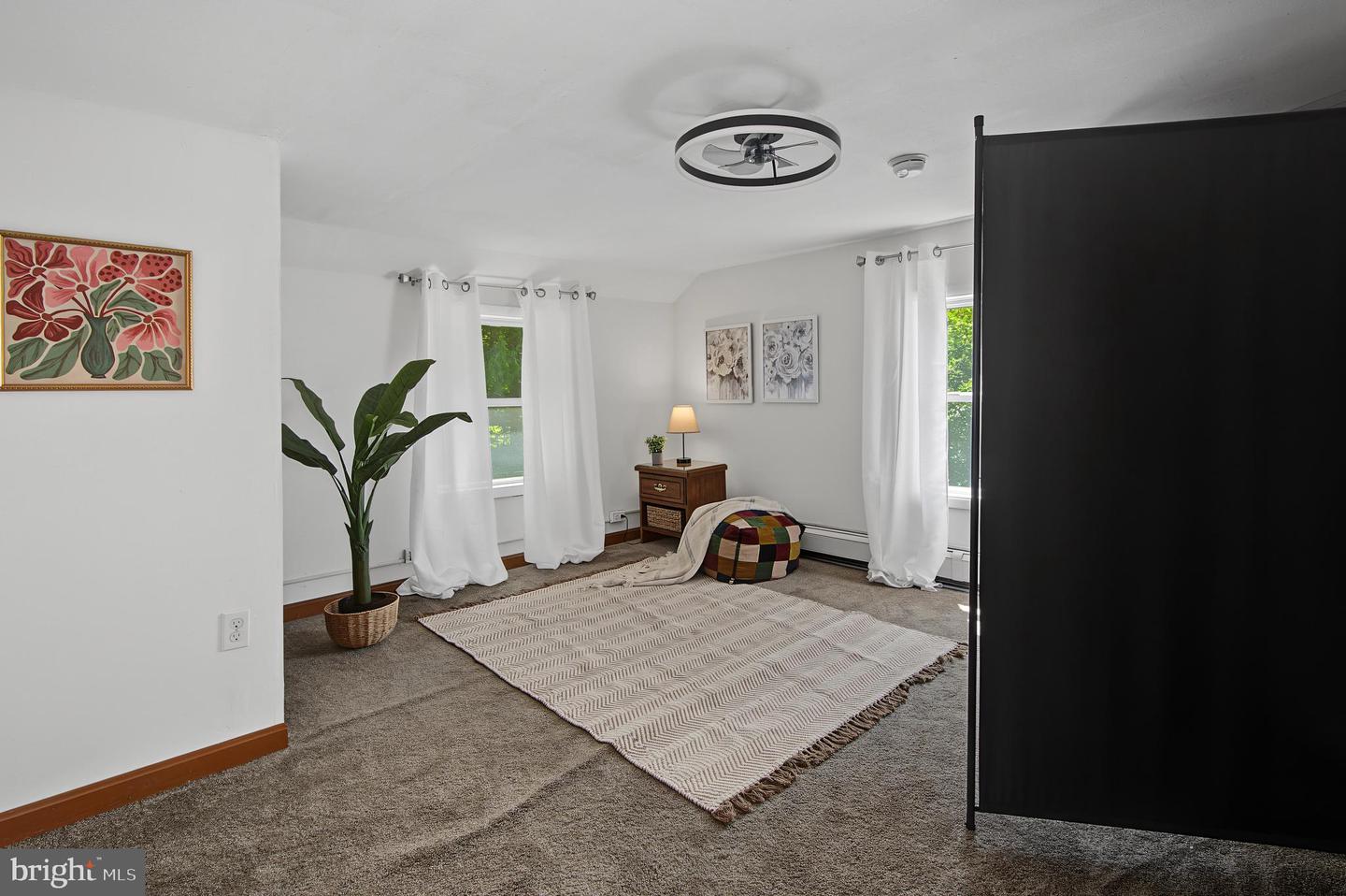 40 Sunshine Property Photo 40