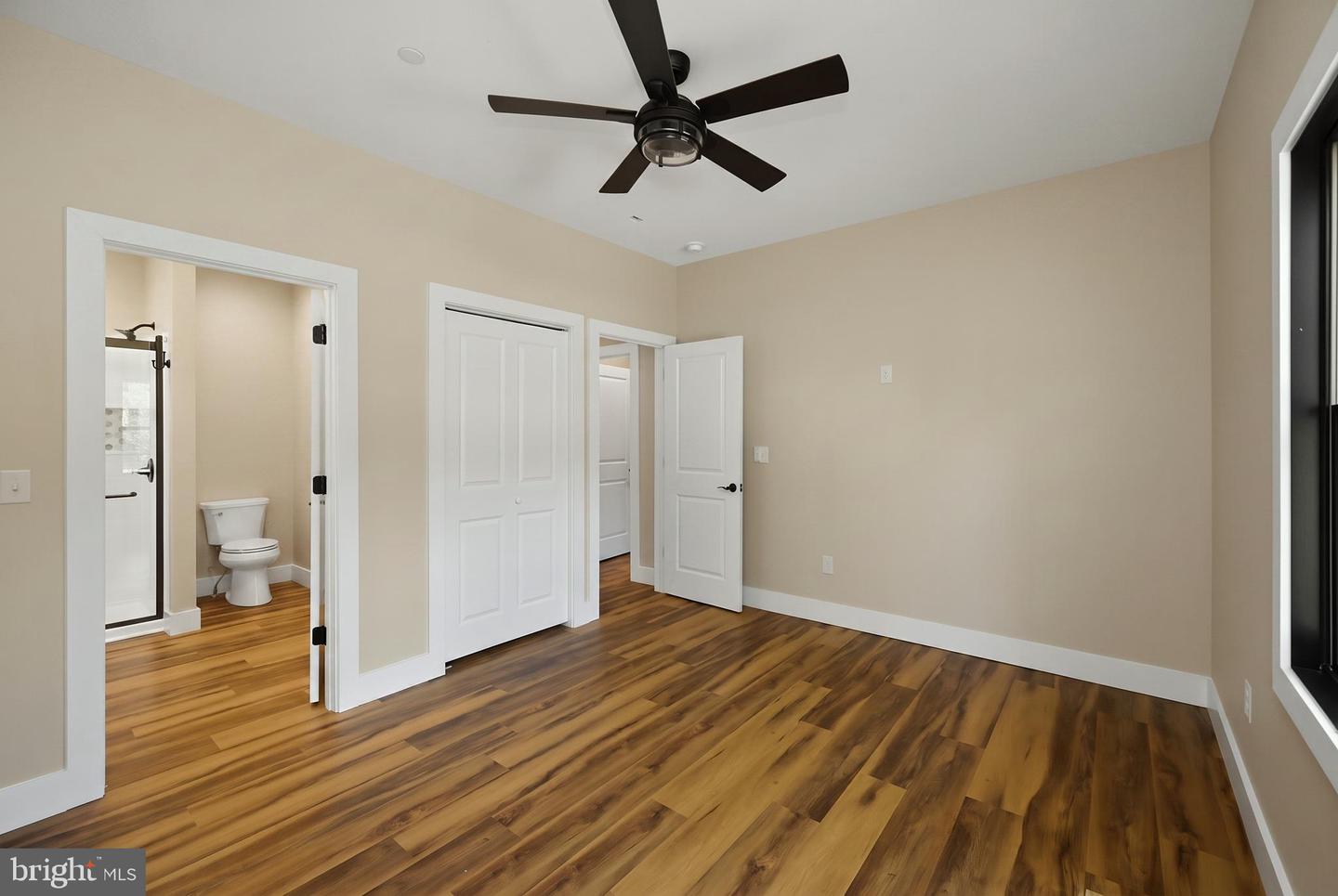 15 Byran Dr Property Photo 4