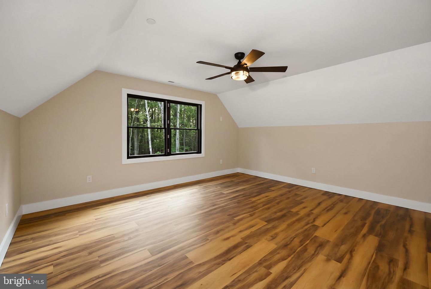 15 Byran Dr Property Photo 46