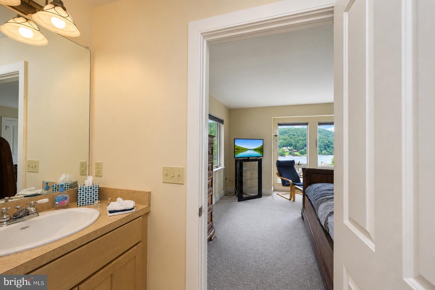 1278 Deep Creek Dr #1b Property Photo 43