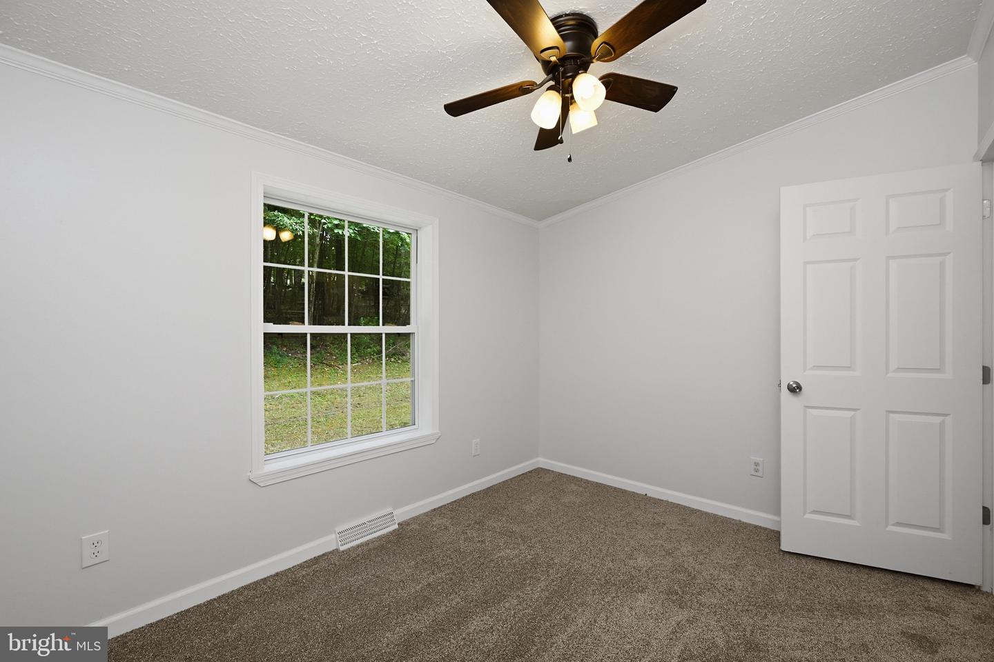 181 Glotfelty Dr Property Photo 42