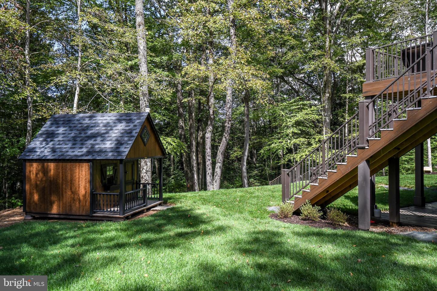 1131 Lake Shore Dr Property Photo 14