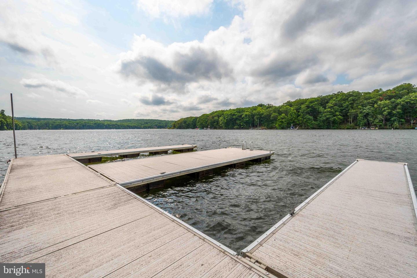 1131 Lake Shore Dr Property Photo 18
