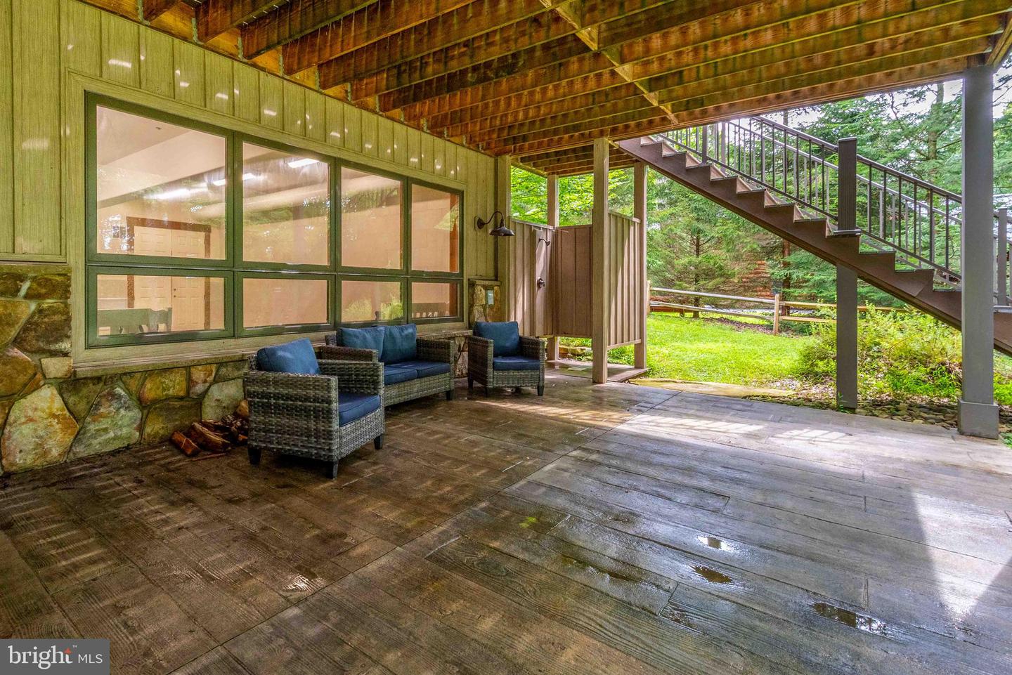 1131 Lake Shore Dr Property Photo 38