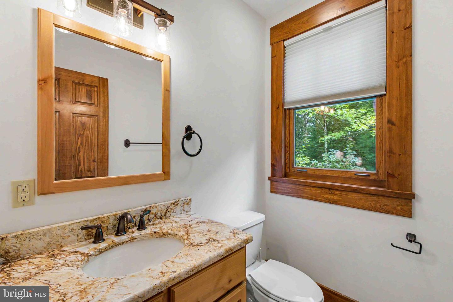 1131 Lake Shore Dr Property Photo 63