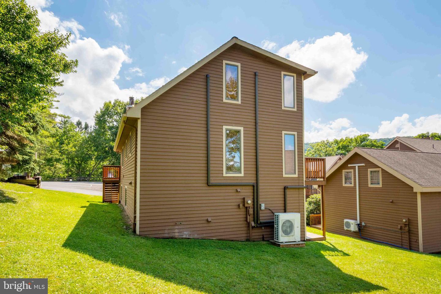 1 Hartwood Dr #1 Property Photo 12