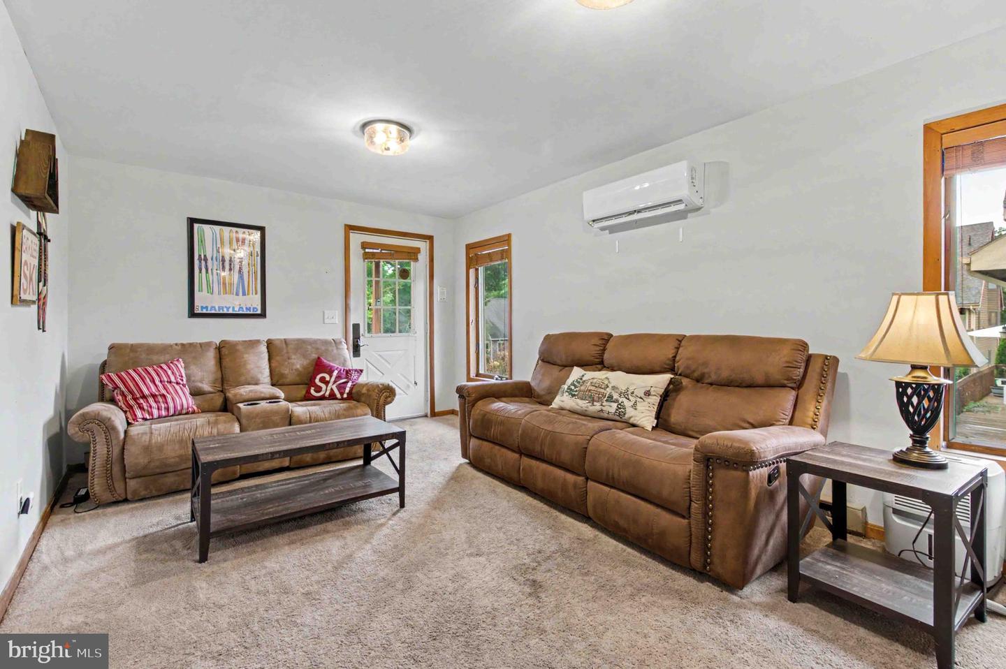 1 Hartwood Dr #1 Property Photo 53