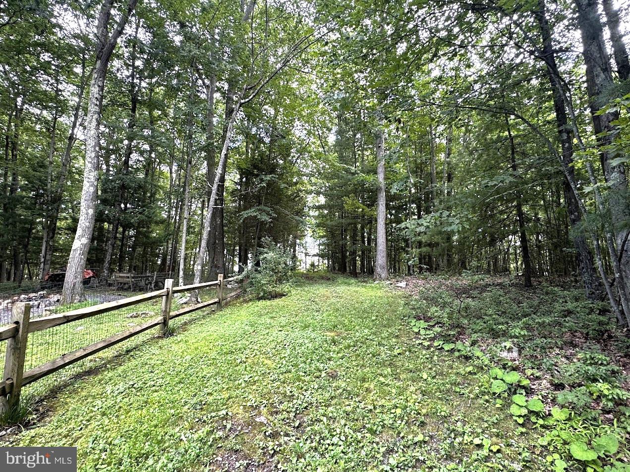 18948 Garrett Hwy Property Photo 2