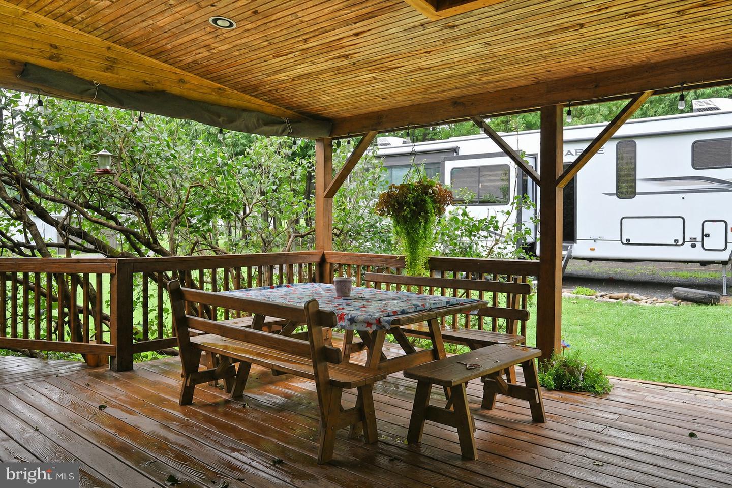 6467 Sang Run Rd Property Photo 58