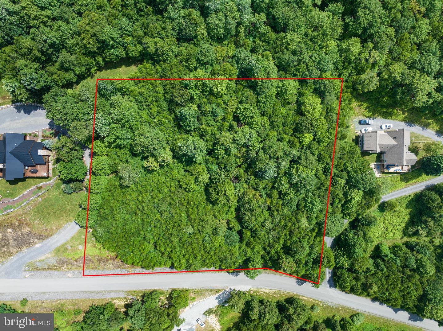 14 Woodlands Hill Lane Property Photo 5