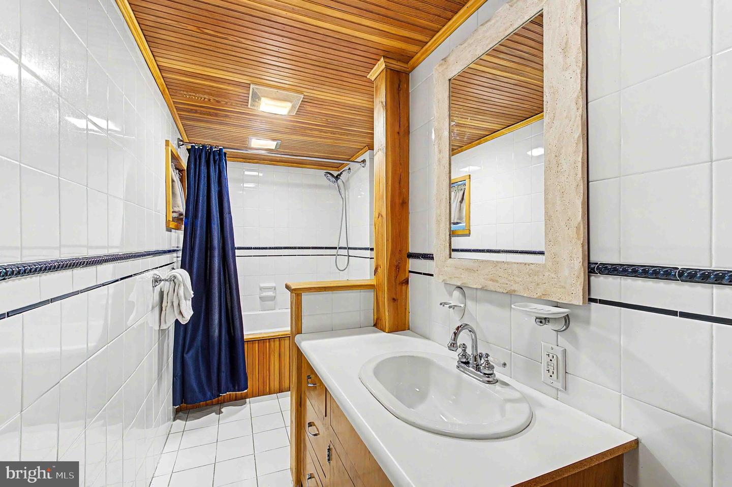 892 Marsh Hill Rd Property Photo 24