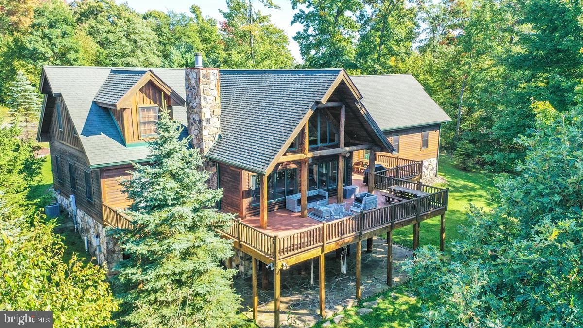 246 Mountaintop Rd Property Photo 1