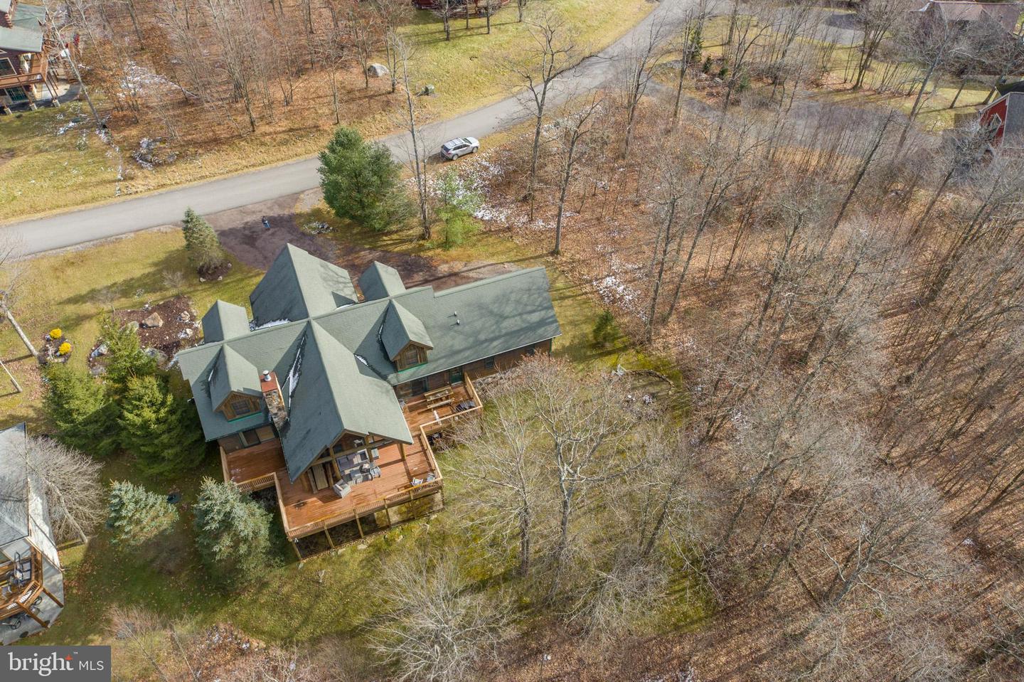 246 Mountaintop Rd Property Photo 4