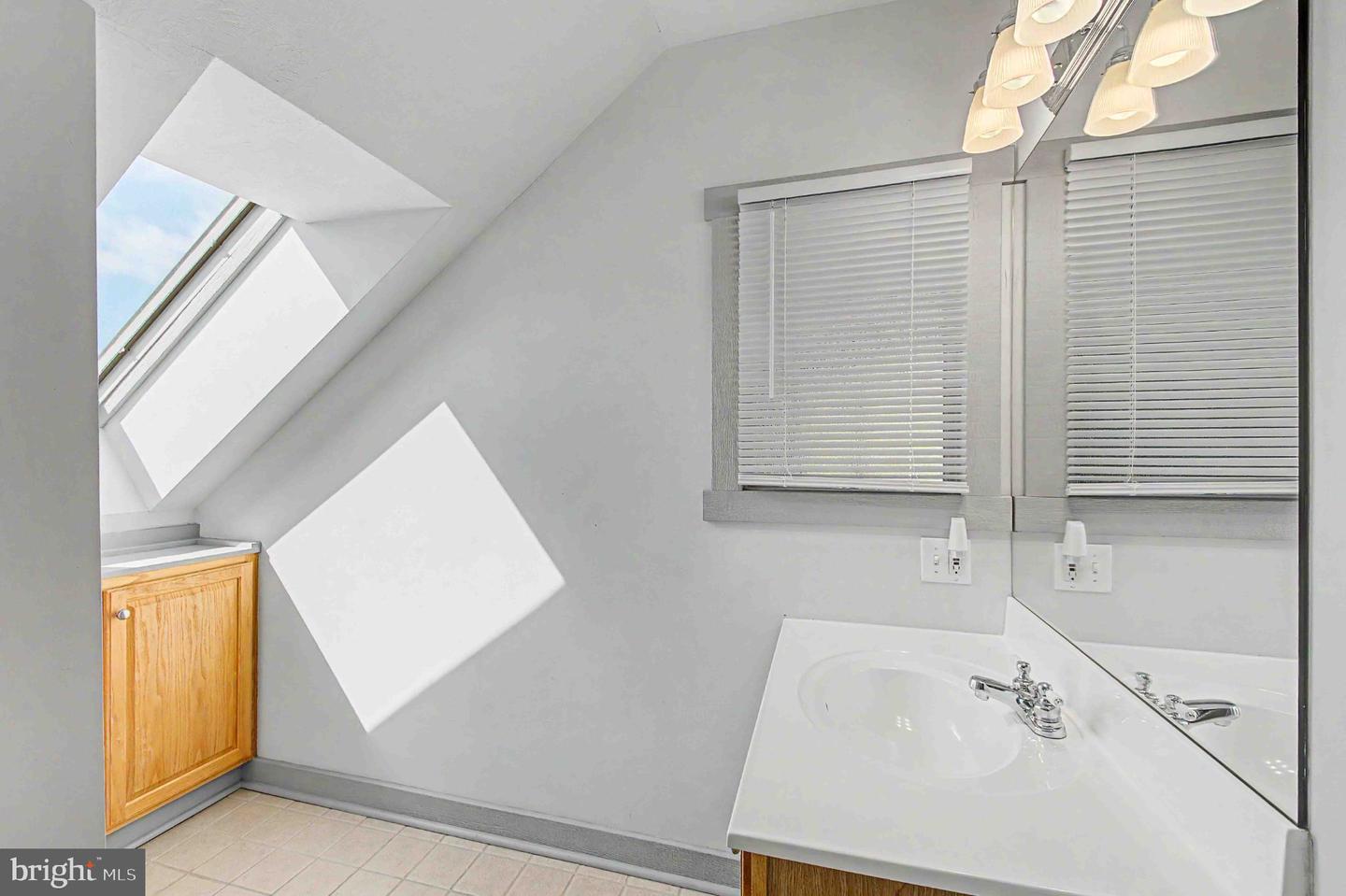 296 Lake Pointe Dr Property Photo 45