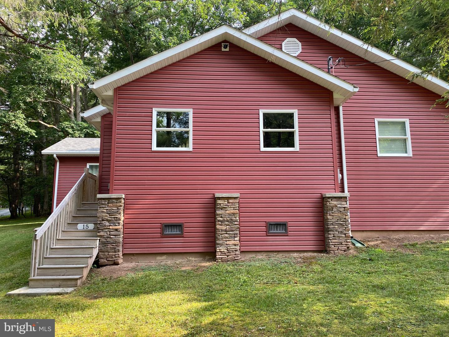 15 Sky Valley Rd Property Photo 2