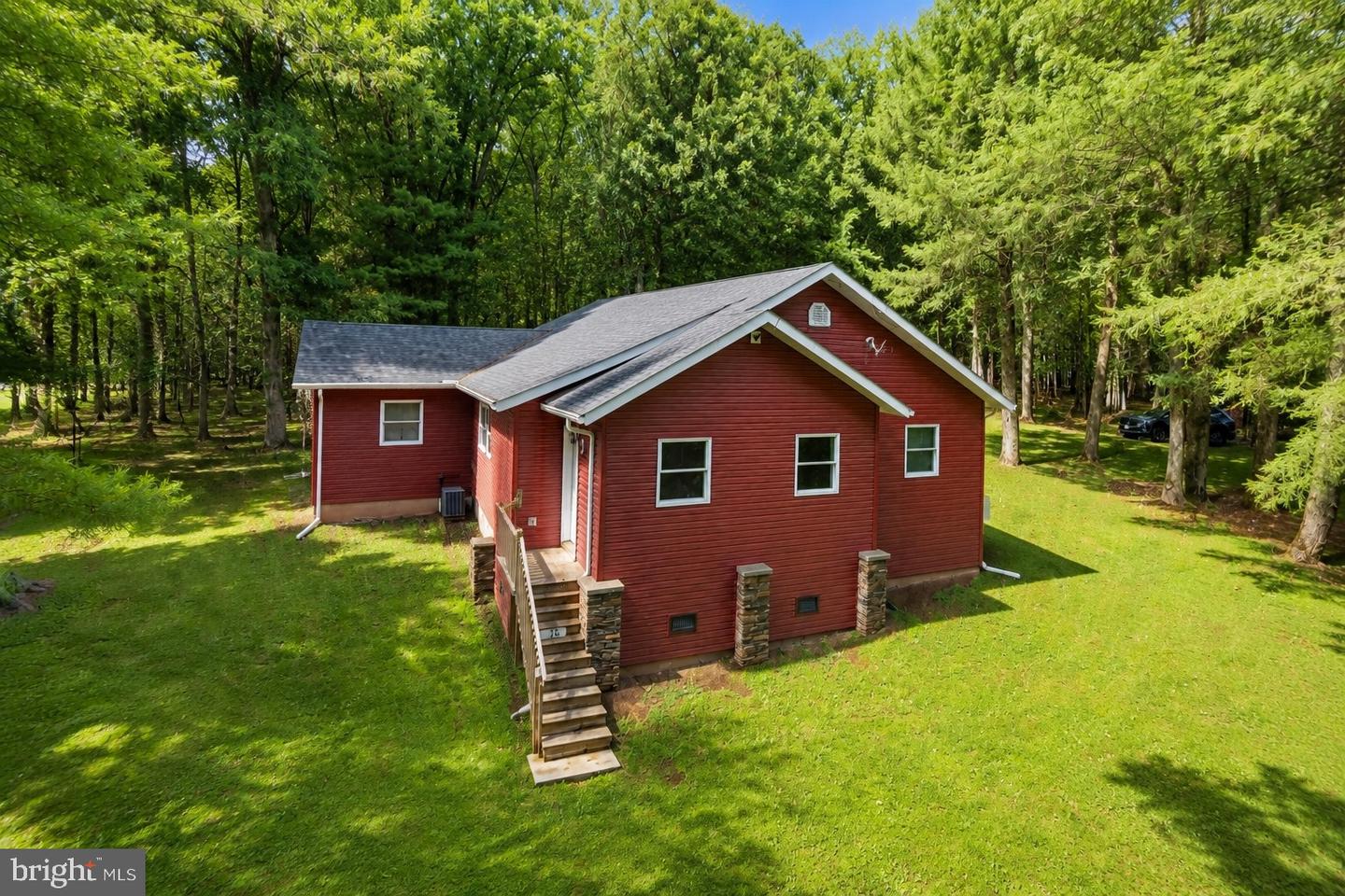 15 Sky Valley Rd Property Photo 4