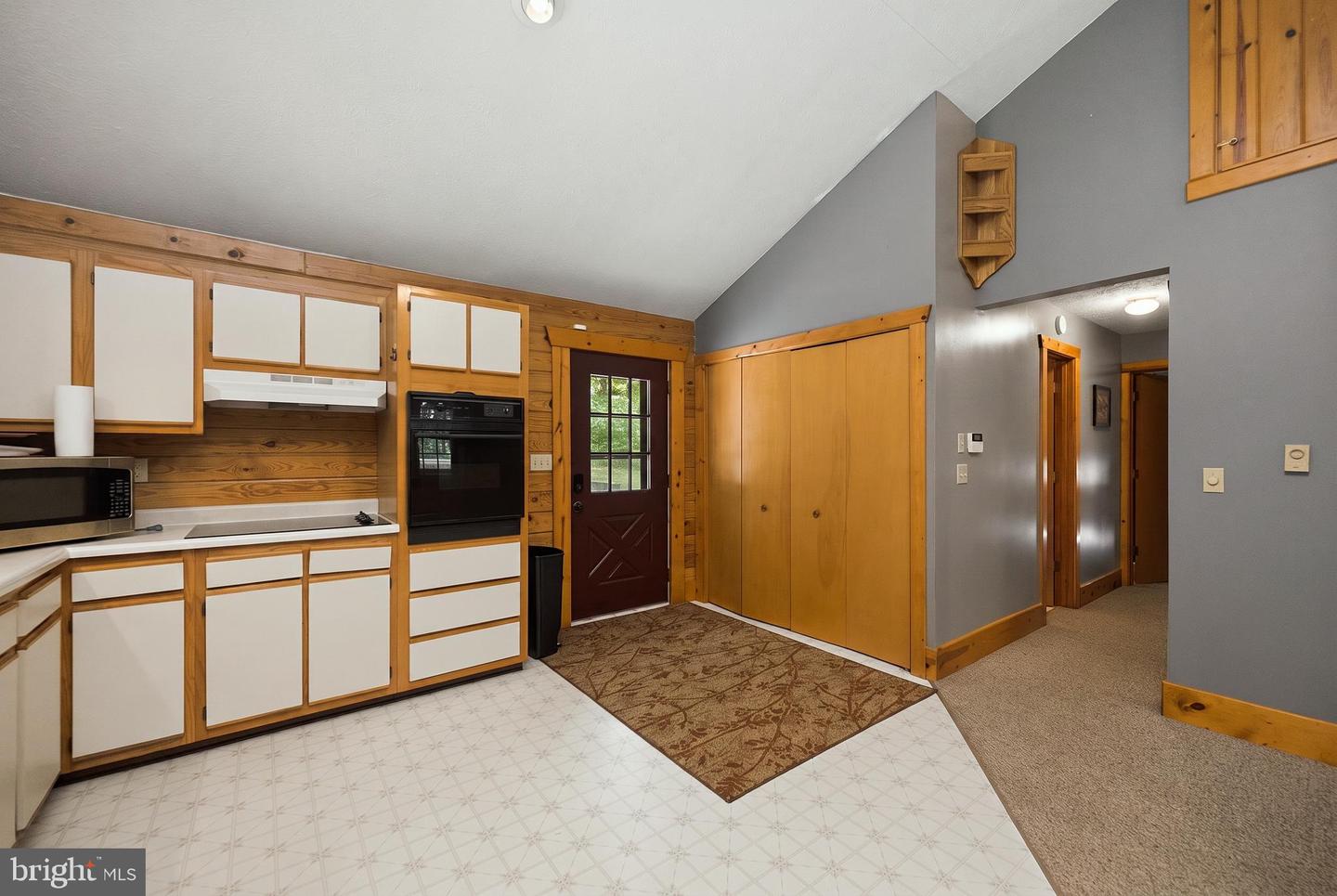 230 Springhouse Way Property Photo 12