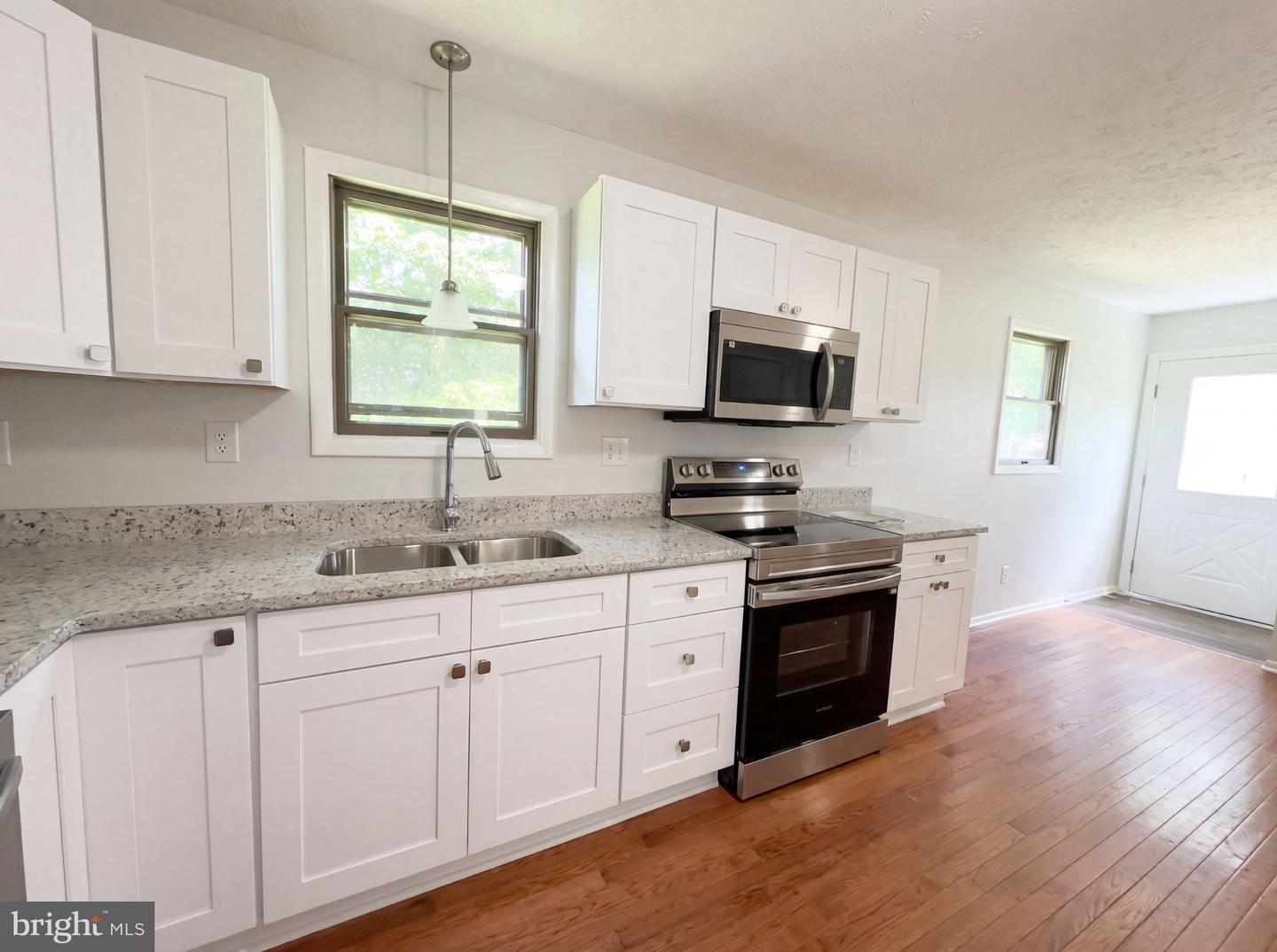 513 M St Property Photo 6