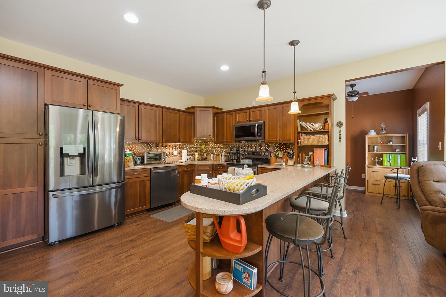 137 Youngwood Ln Property Photo 13