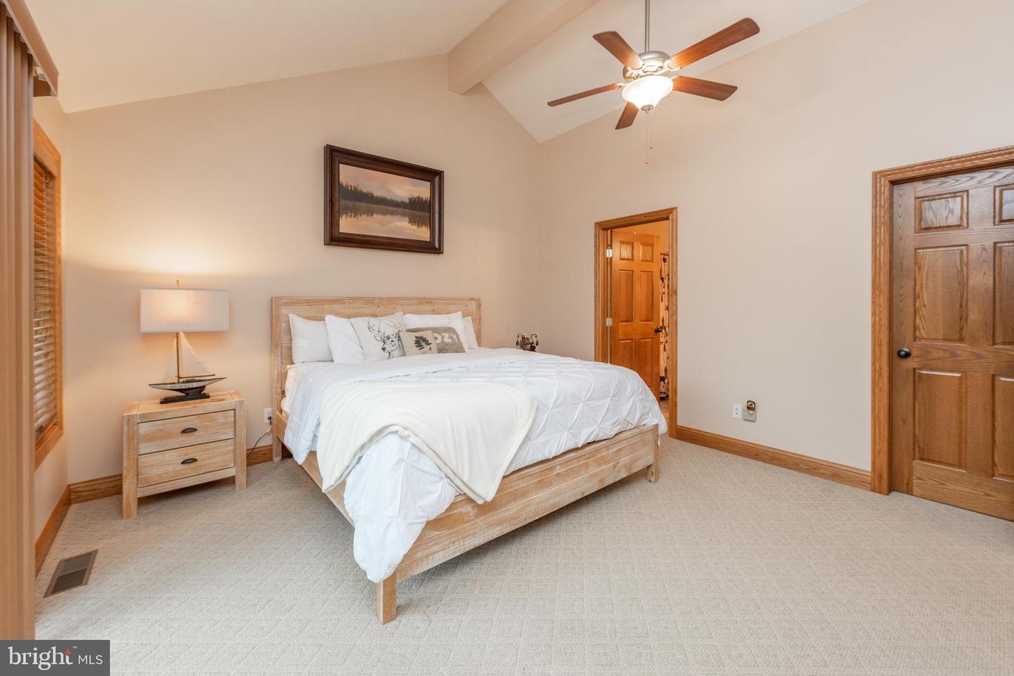 395 Woodlands Hill Ln Property Photo 22