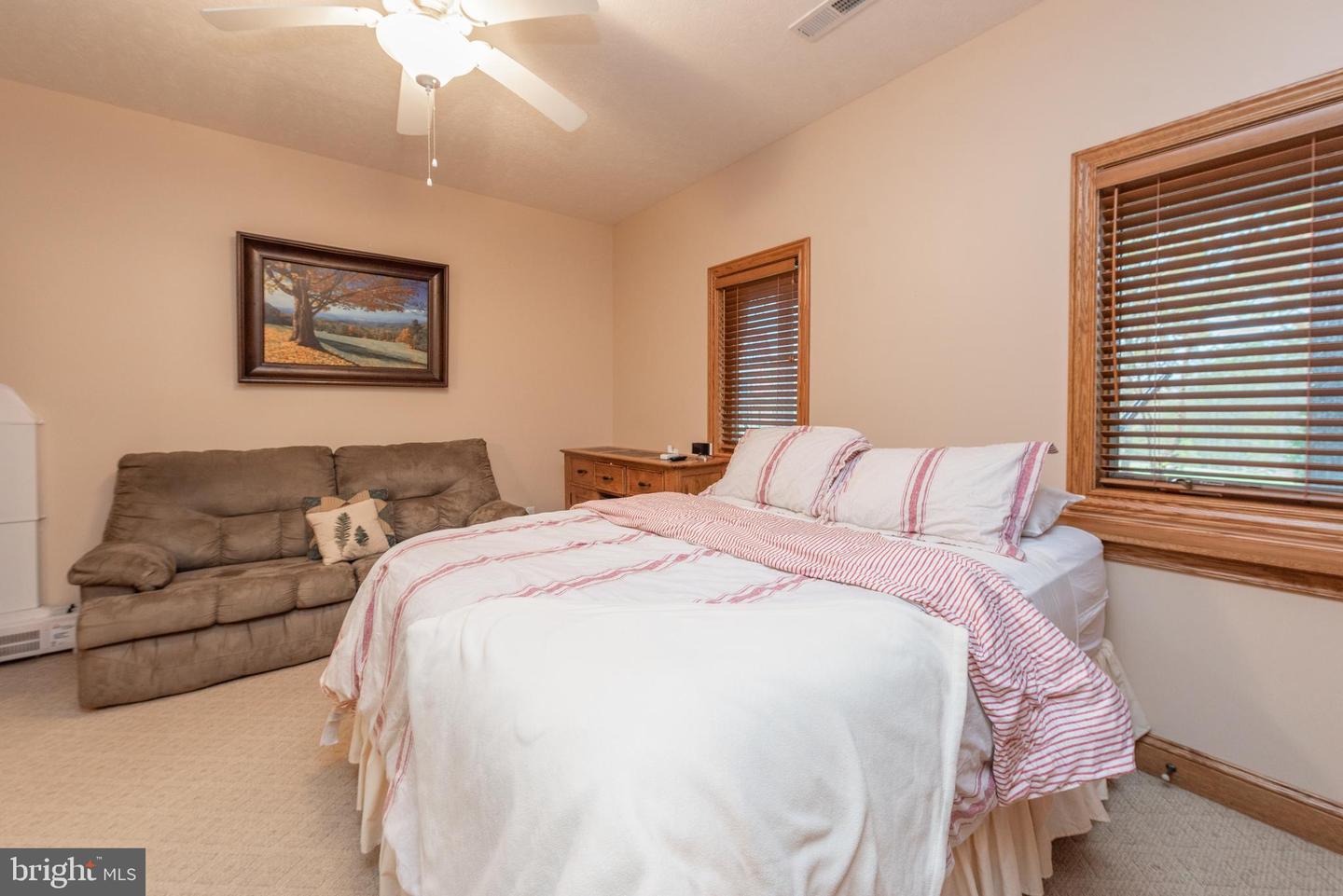 395 Woodlands Hill Ln Property Photo 40
