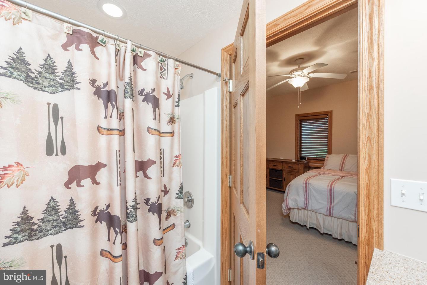 395 Woodlands Hill Ln Property Photo 41