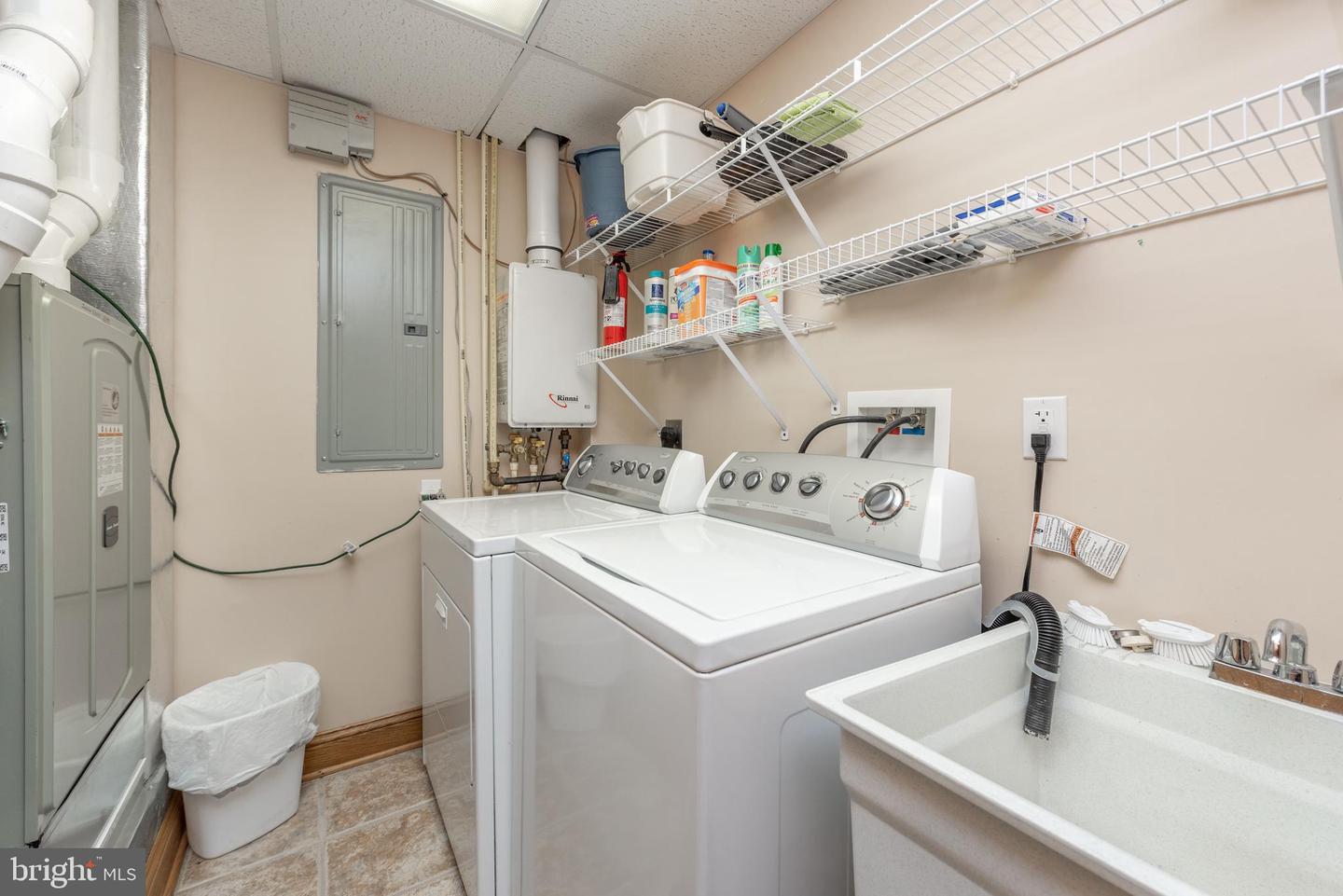 395 Woodlands Hill Ln Property Photo 51