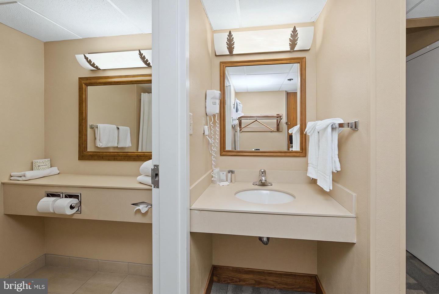 290 Marsh Hill Rd #222a Property Photo 28