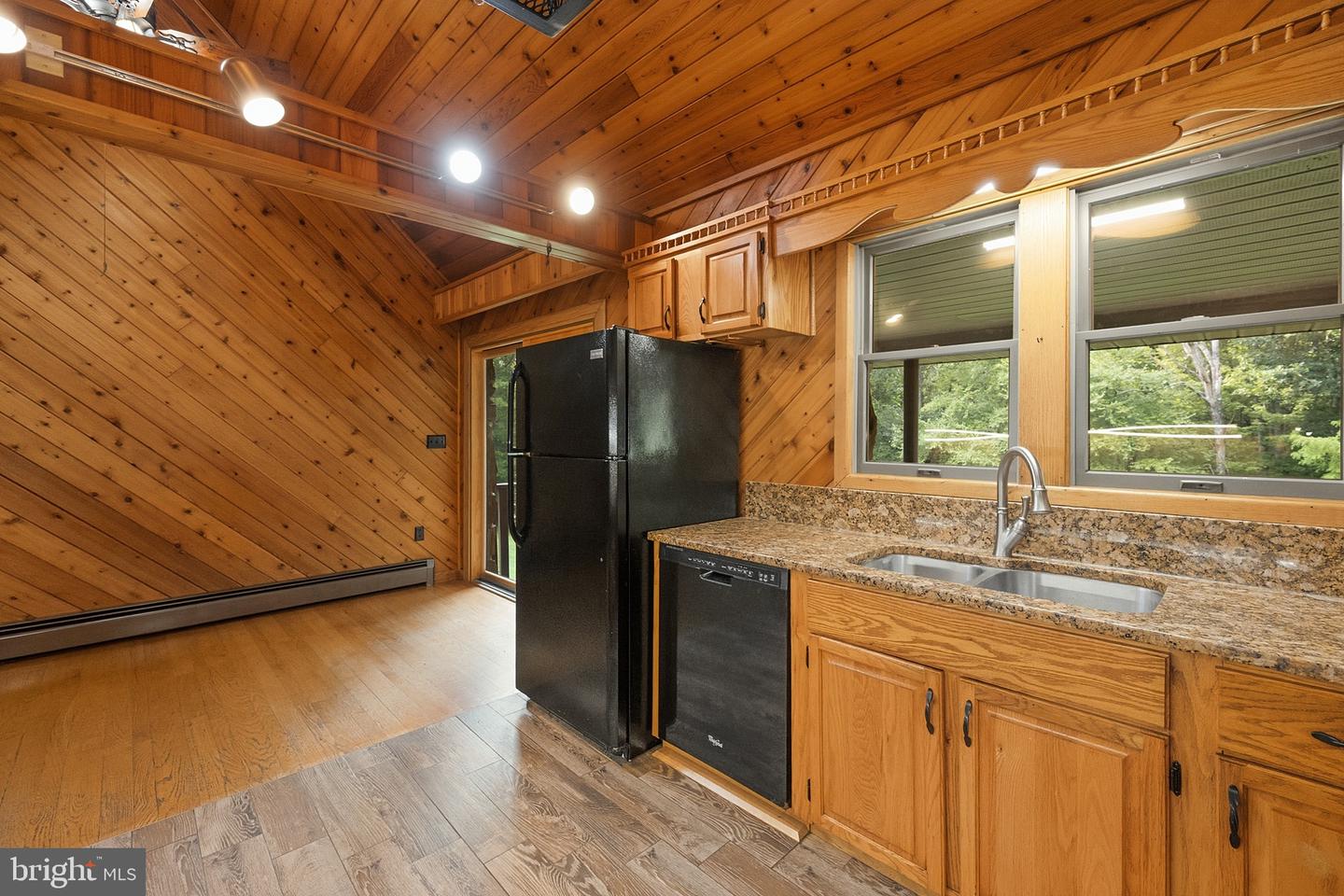 5847 Bittinger Rd Property Photo 12