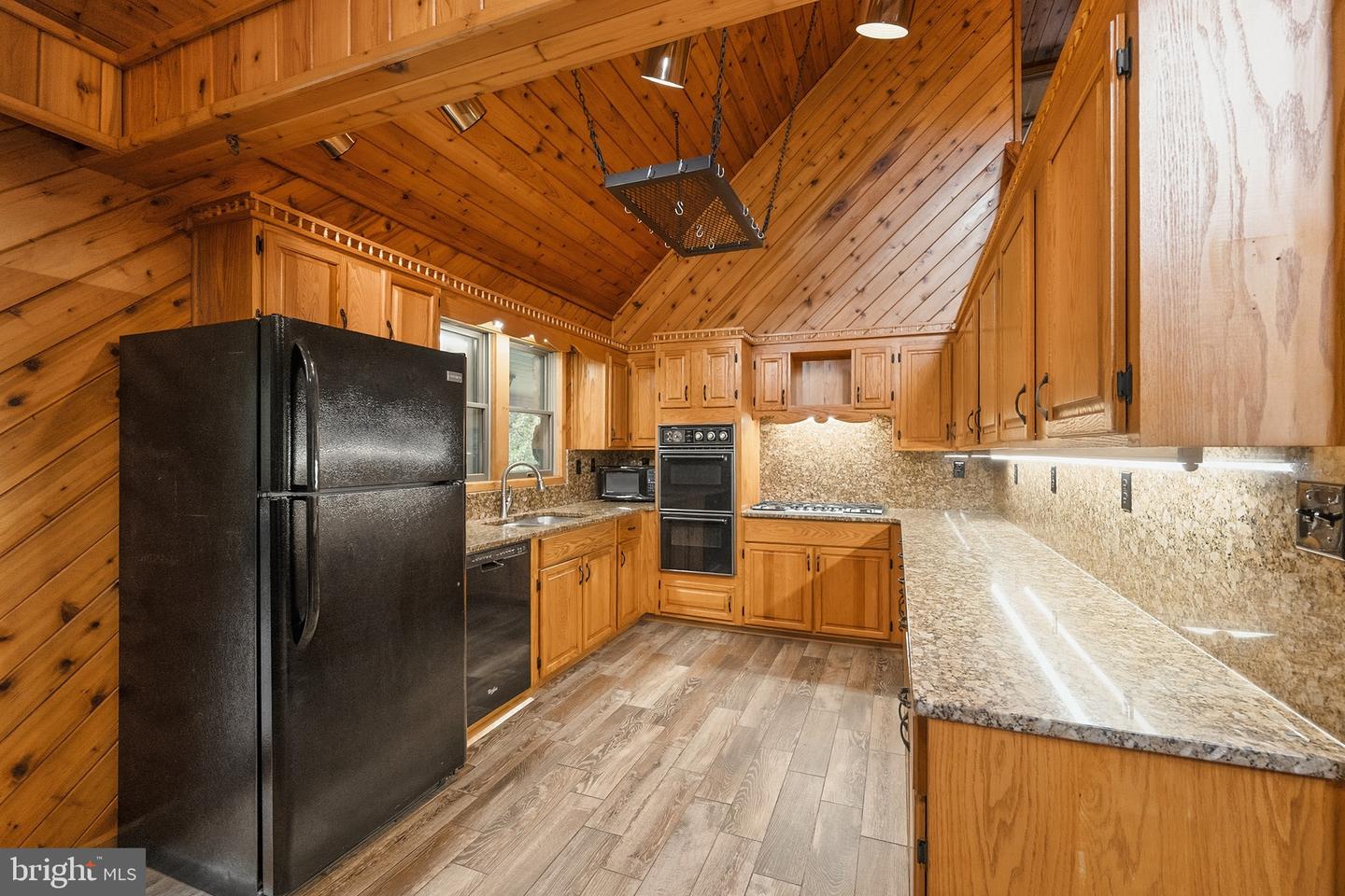 5847 Bittinger Rd Property Photo 14