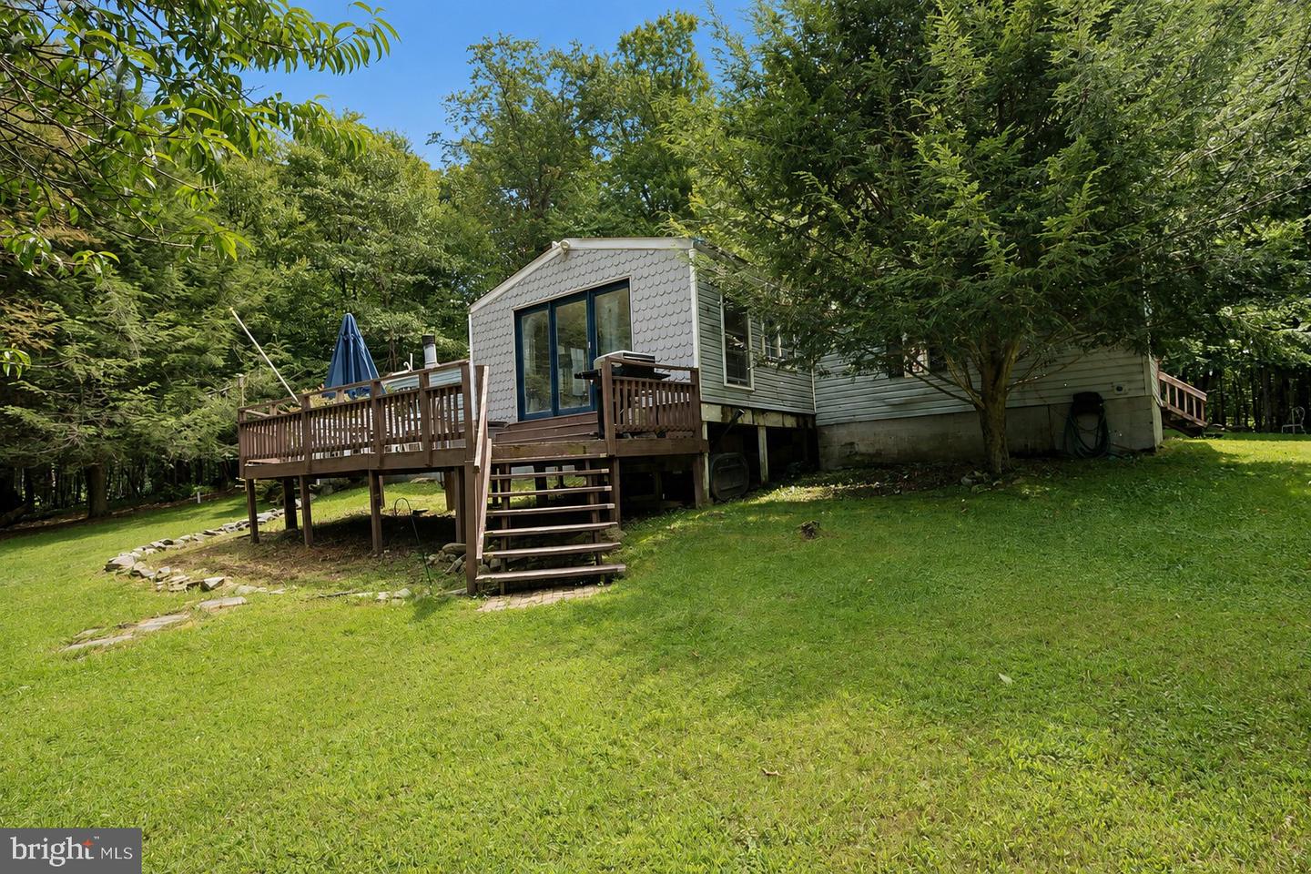 249 State Line Dr Property Photo 9