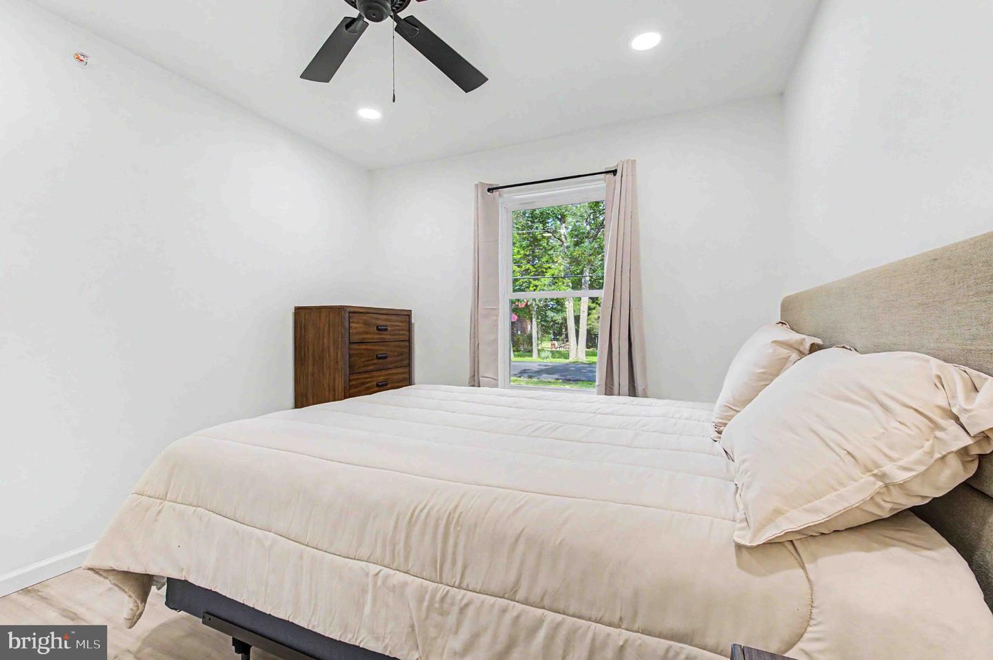 1407 Broadford Rd Property Photo 33