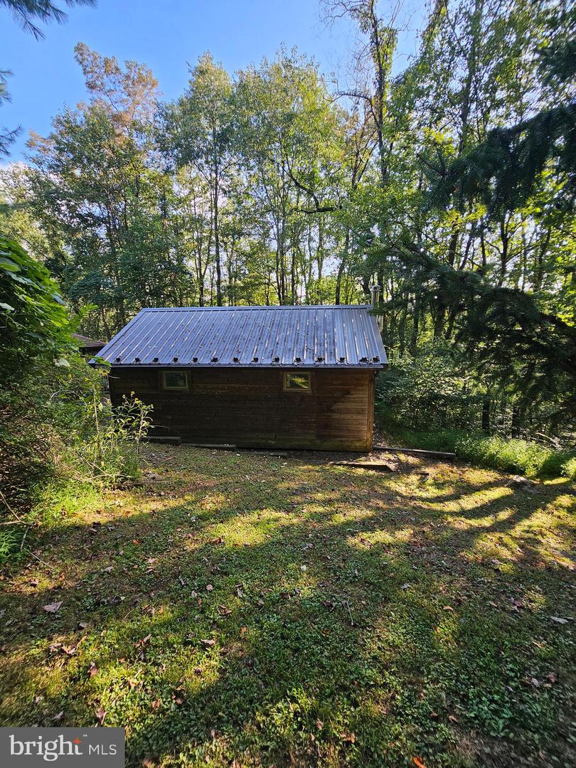 769 Myers Rd Property Photo 3