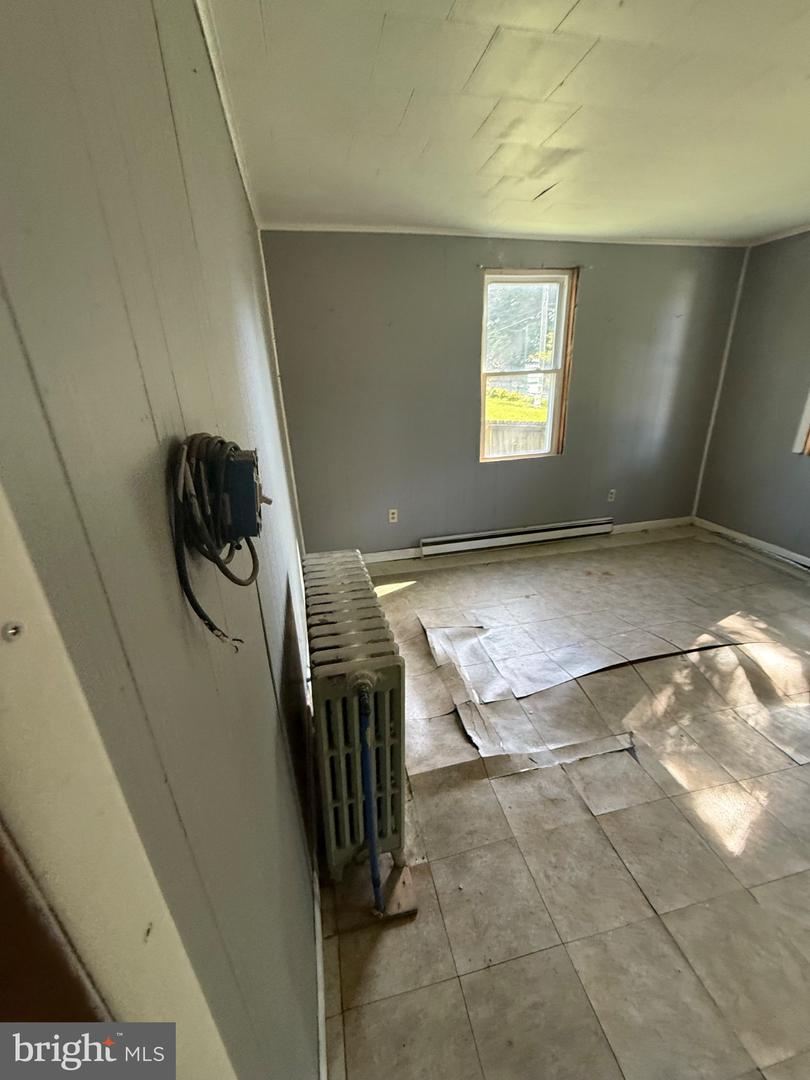 102 Roanoke Ave Property Photo 21
