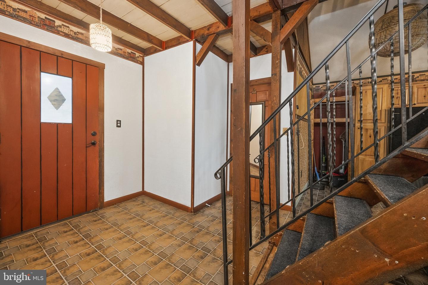 619 Hotel Rd Property Photo 5