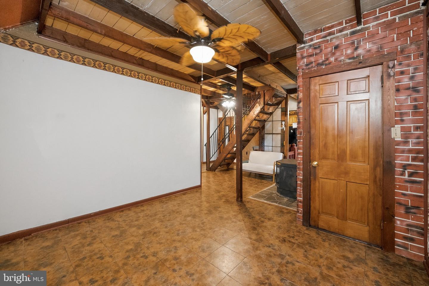 619 Hotel Rd Property Photo 24
