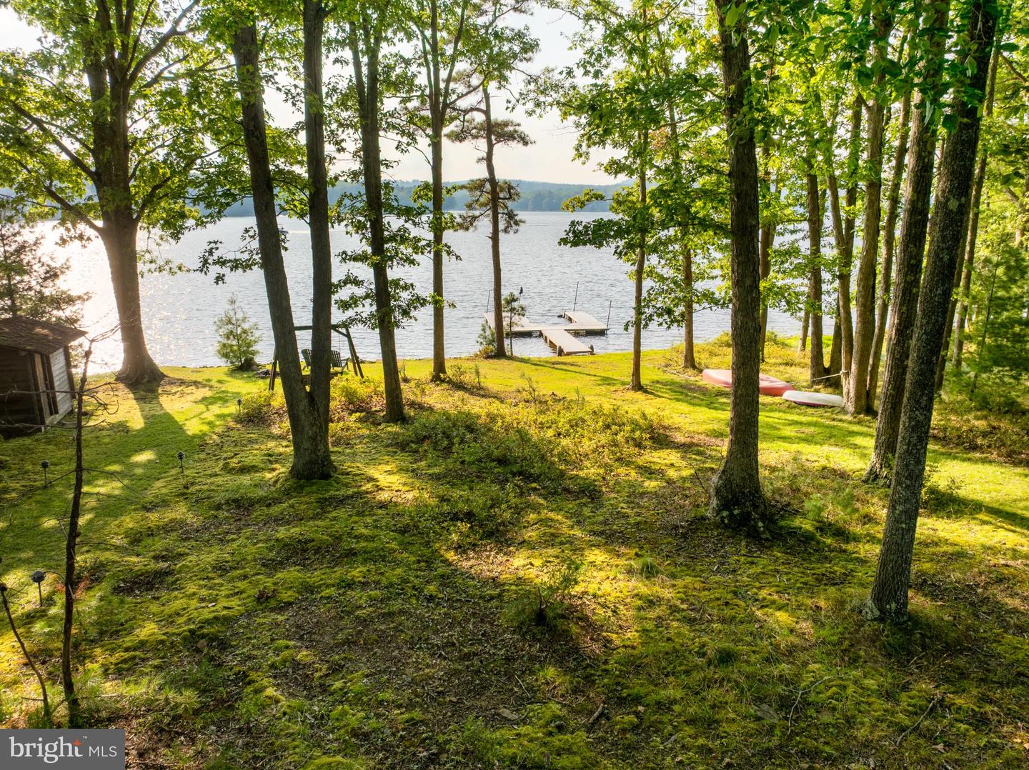1677 Shoreline Dr Property Photo 22
