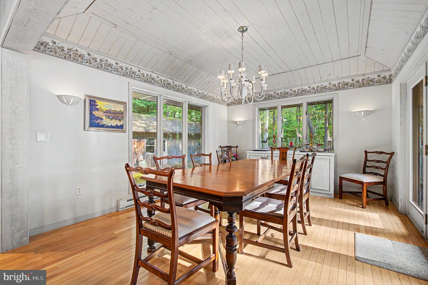 1677 Shoreline Dr Property Photo 30